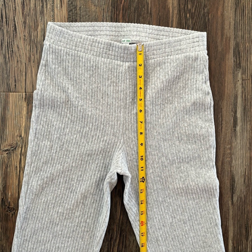Aerie Groove-On Velour High Waisted Flare Lounge Pants Size Medium Heather Gray - Picture 8 of 10